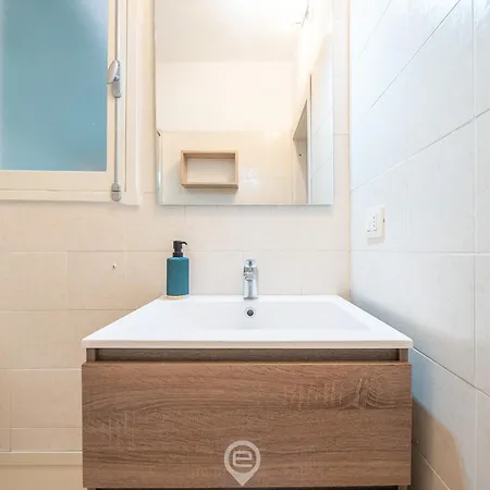 Corner - Aurora * Iglesias